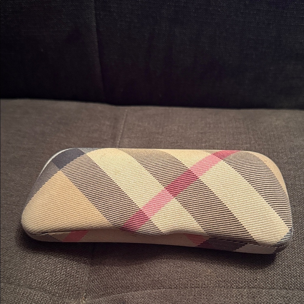 Burberry Plaid Glasses Case - Beige and Red